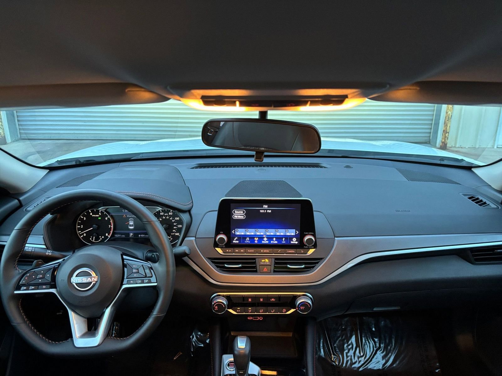 Used 2025 Nissan Altima 2.5 SR image 33