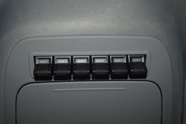 Used 2025 Ford F550 4x4 Crew Cab Super Duty image 36