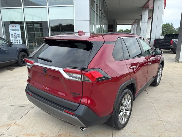 Used 2019 Toyota RAV4 Limited w/ Advanced Technology Package AWD/4WD image 7