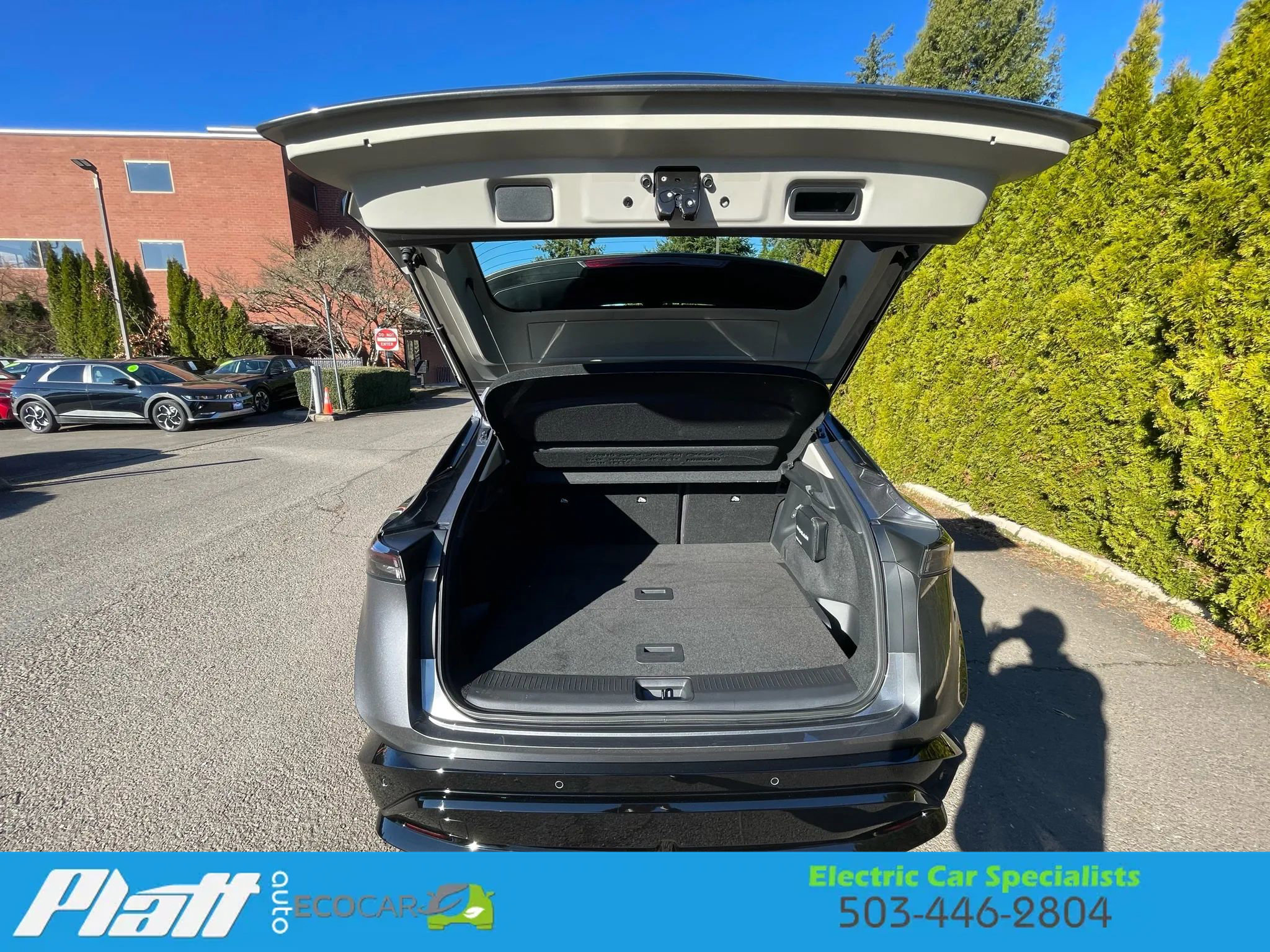 Used 2024 Nissan Ariya Engage e-4ORCE Sport Utility 4 image 51