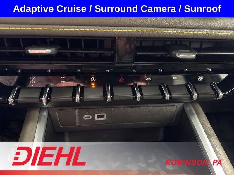 Used 2024 Chevrolet Colorado ZR2 w/ Technology Package AWD/4WD image 30