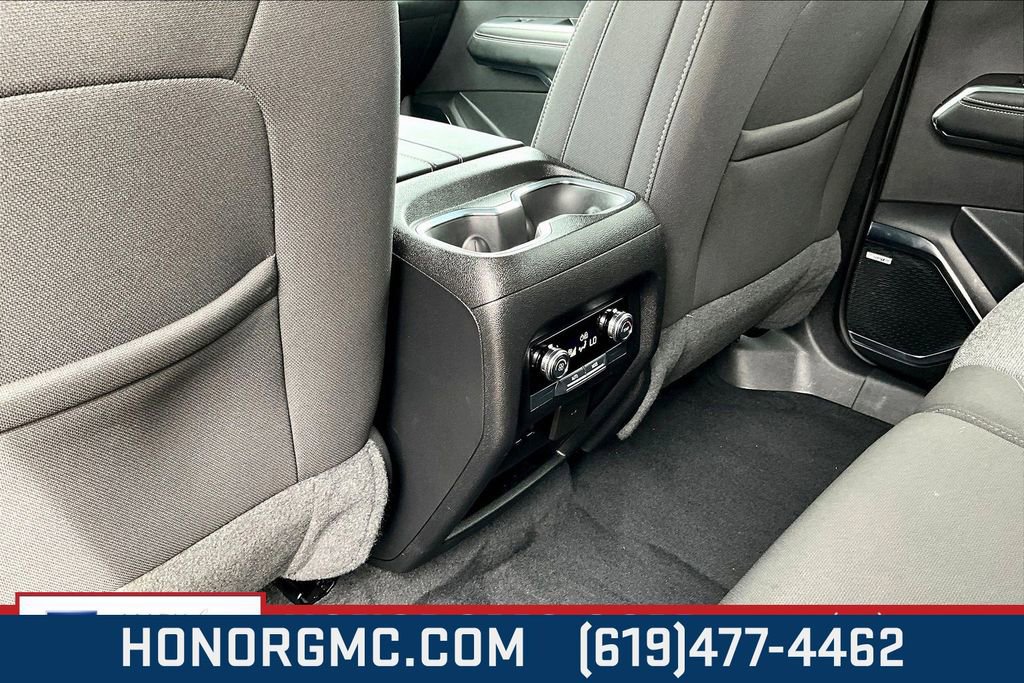 Used 2025 GMC Acadia Elevation image 10