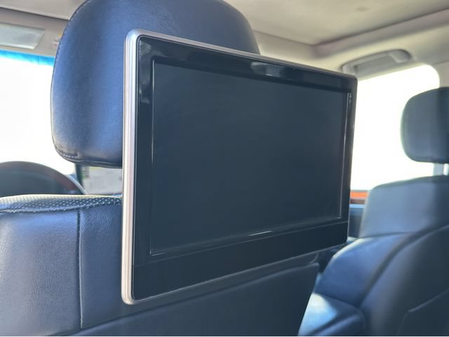 Used 2019 Lexus LX 570 4WD w/ Luxury Package image 17