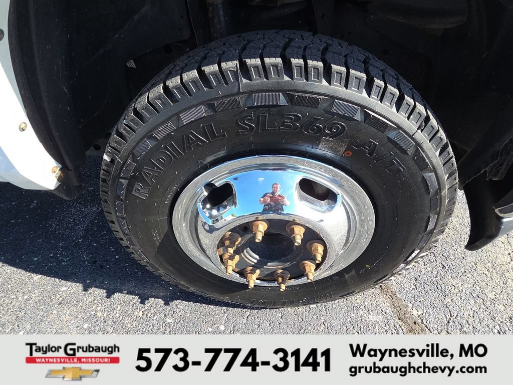 Used 2021 RAM 3500 Tradesman w/ Chrome Appearance Group AWD/4WD image 11