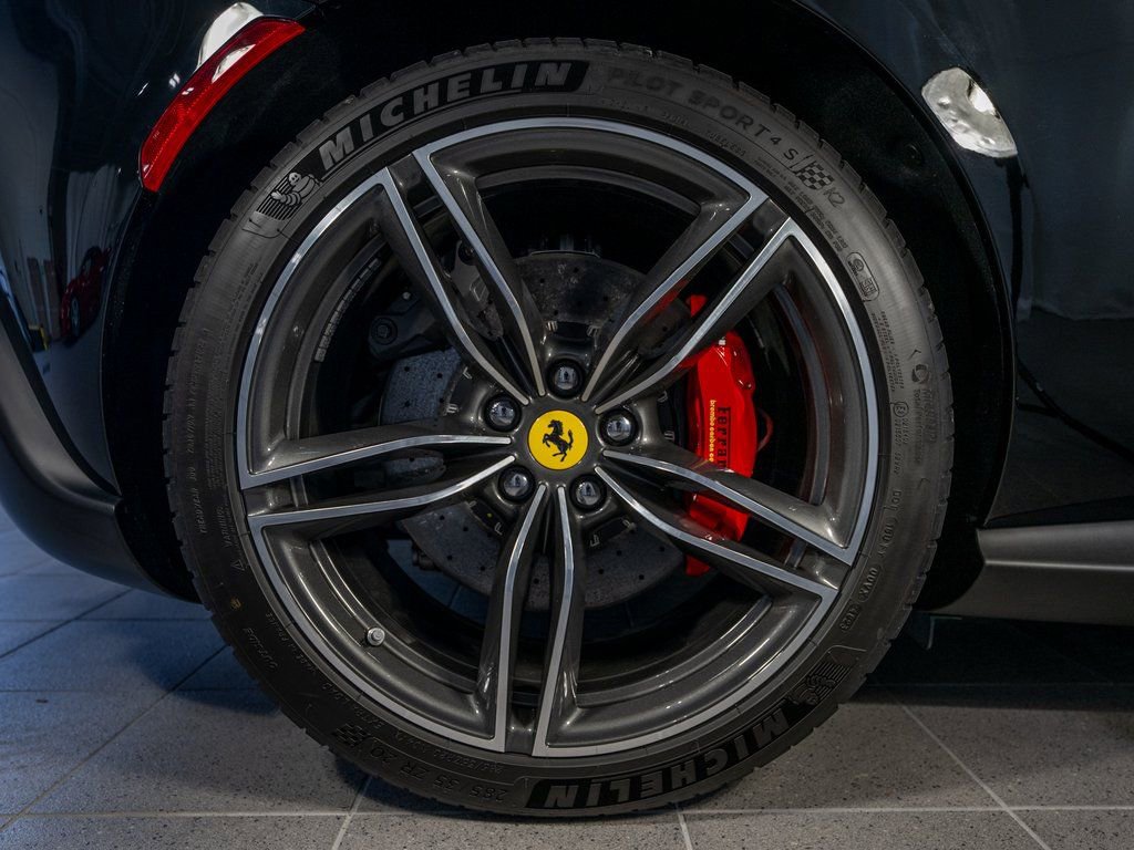 Certified 2024 Ferrari Roma Spider image 33