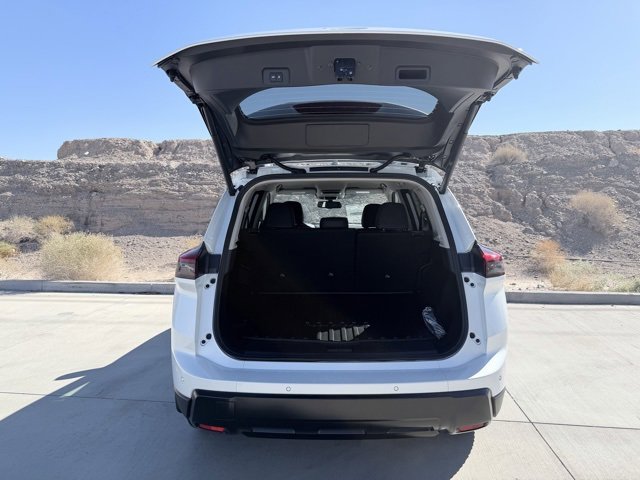 New 2026 Nissan Rogue SV image 33