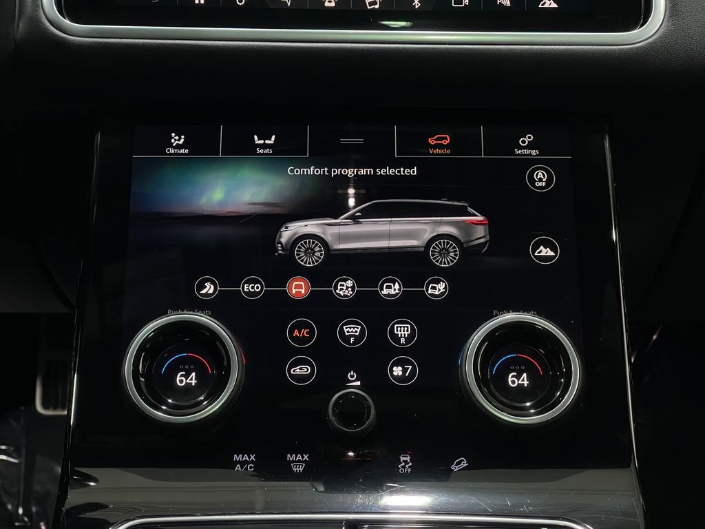 Used 2020 Land Rover Range Rover Velar R-Dynamic S image 27