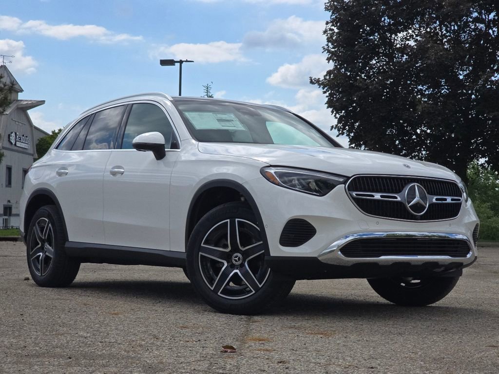 New 2026 Mercedes-Benz GLC 300 4MATIC image 2