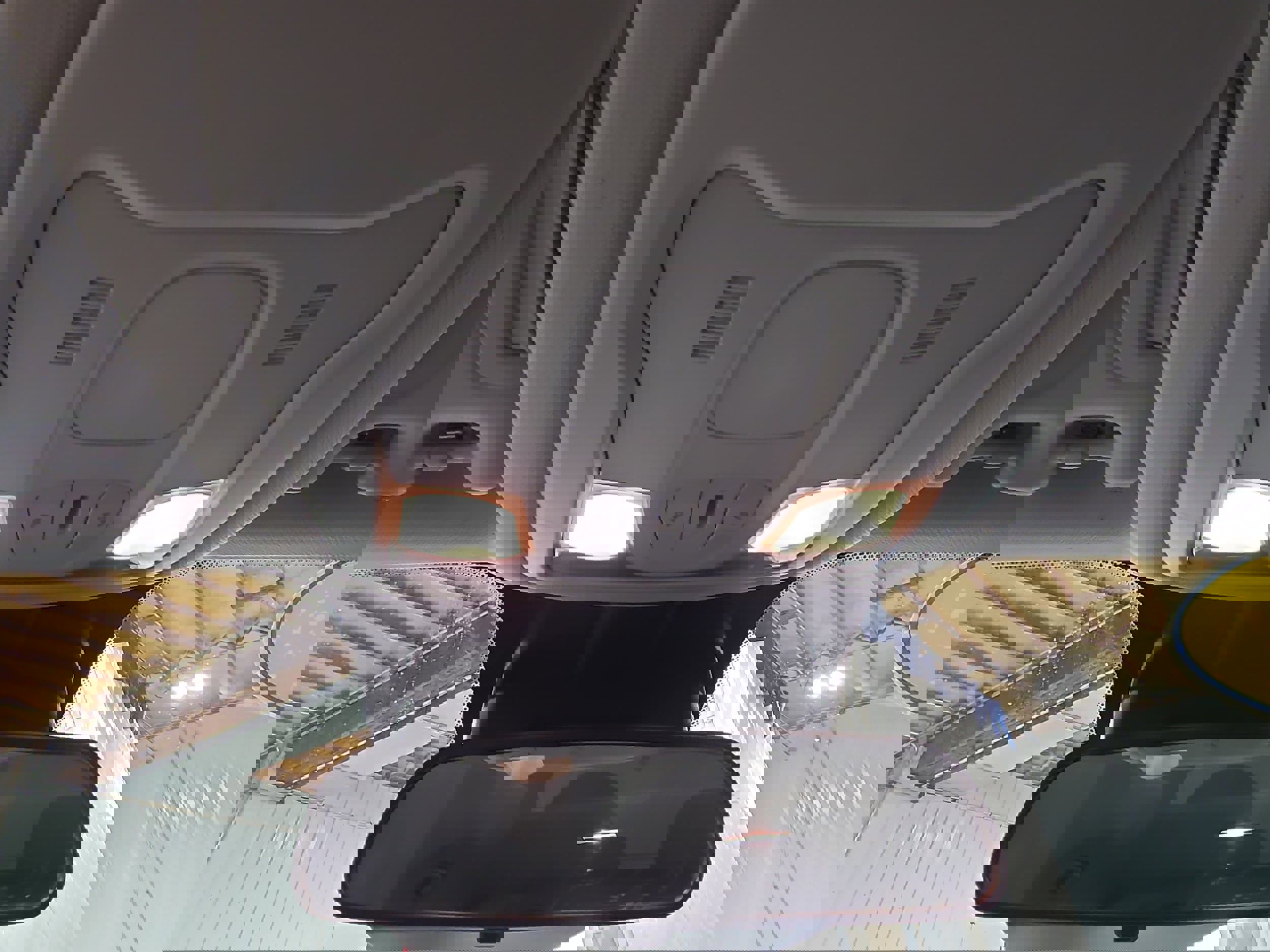 Used 2018 Jeep Renegade Latitude w/ Cold Weather Group image 20