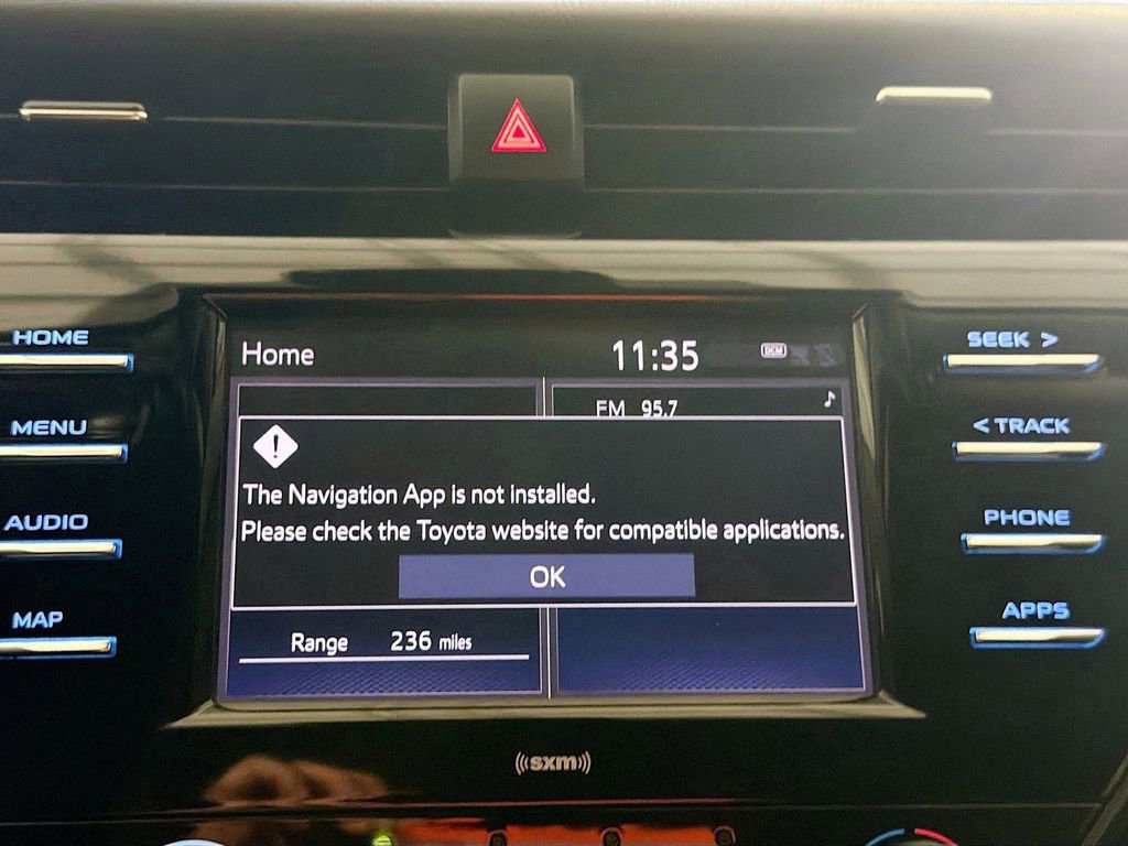 Used 2020 Toyota Camry LE FWD image 14