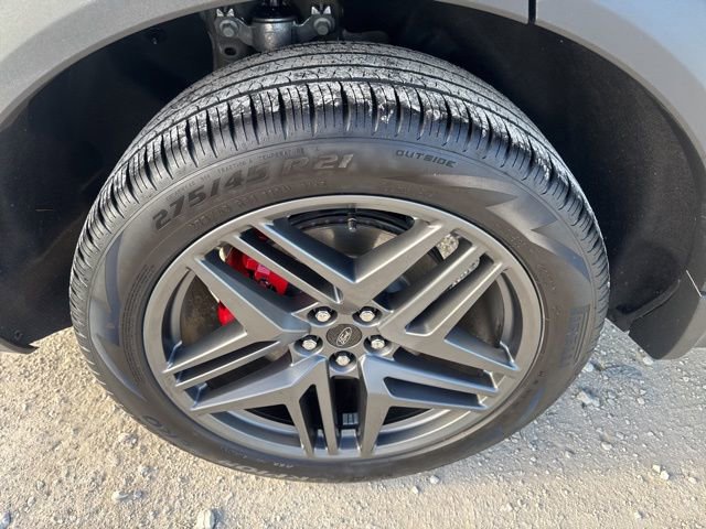 Used 2025 Ford Explorer ST-Line w/ ST-Line Street Pack image 31