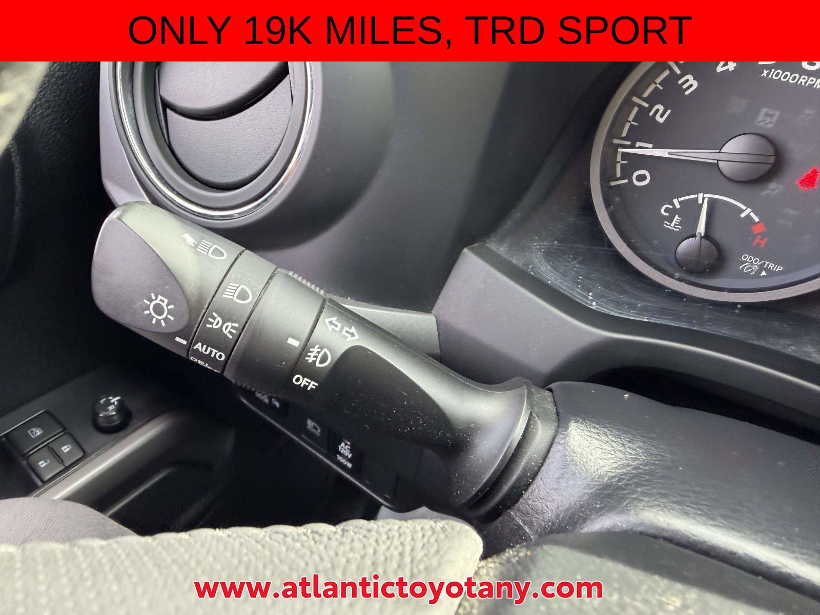 Certified 2023 Toyota Tacoma TRD Sport AWD/4WD image 26