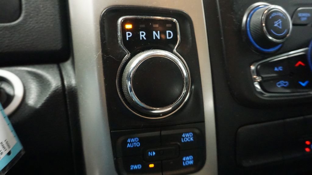 Used 2016 RAM 1500 Big Horn image 32