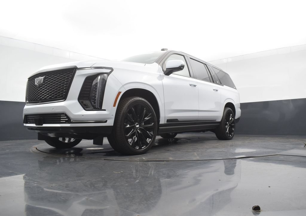 Certified 2026 Cadillac Escalade ESV Platinum Sport w/ LPO, ONYX Package AWD/4WD image 50