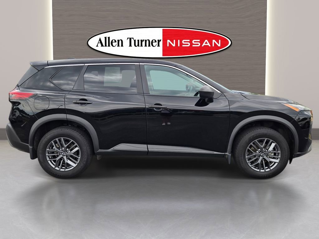 Used 2023 Nissan Rogue S FWD image 5