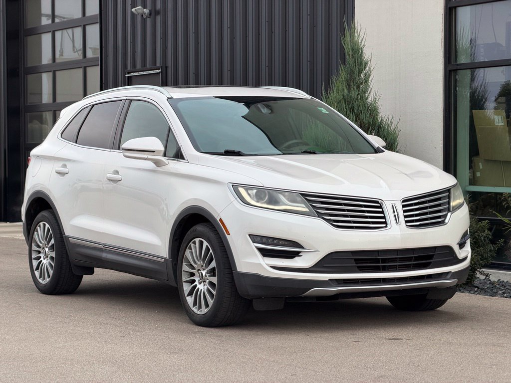 Used 2018 Lincoln MKC Reserve w/ Lincoln MKC Climate Package FWD image 4