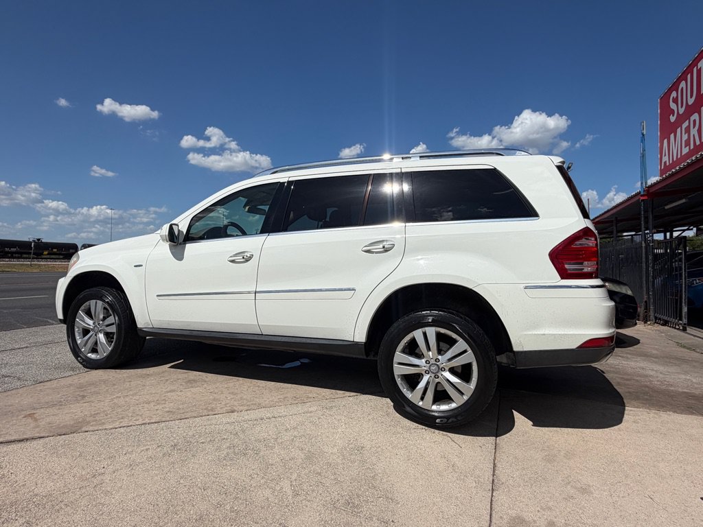Used 2010 Mercedes-Benz GL 320 BlueTEC 4MATIC image 16