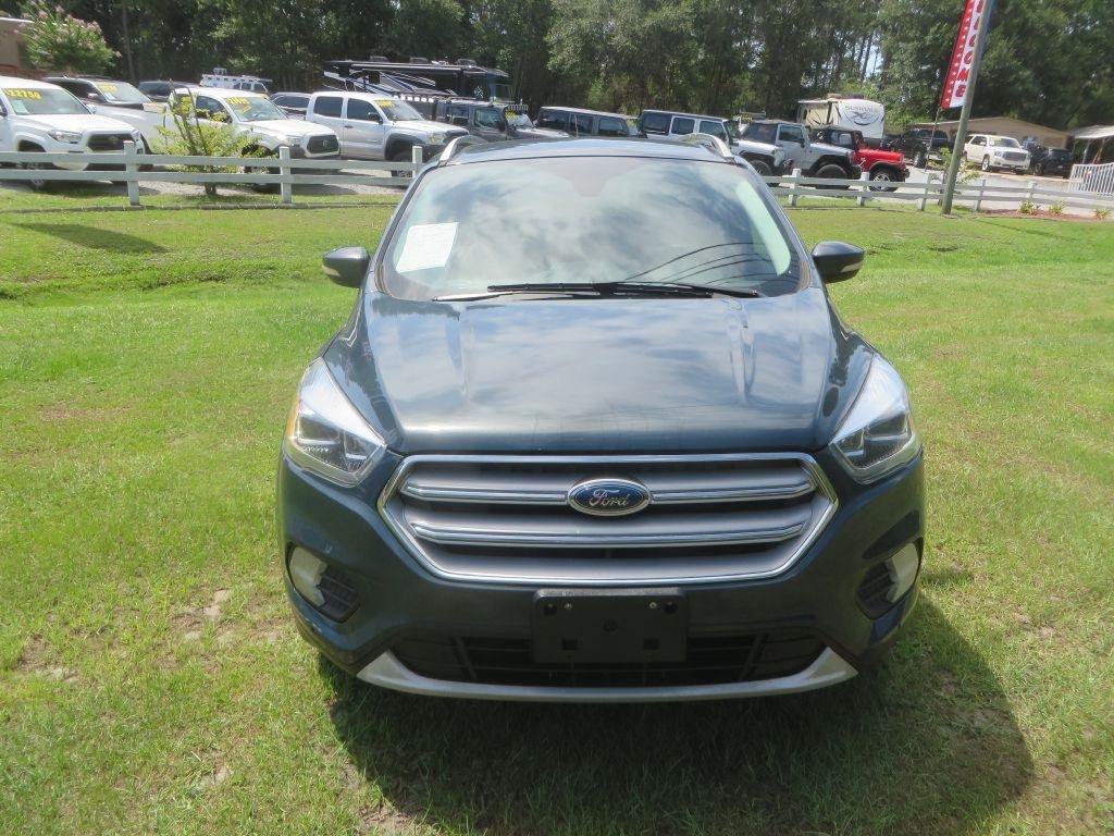 Used 2019 Ford Escape Titanium FWD image 3