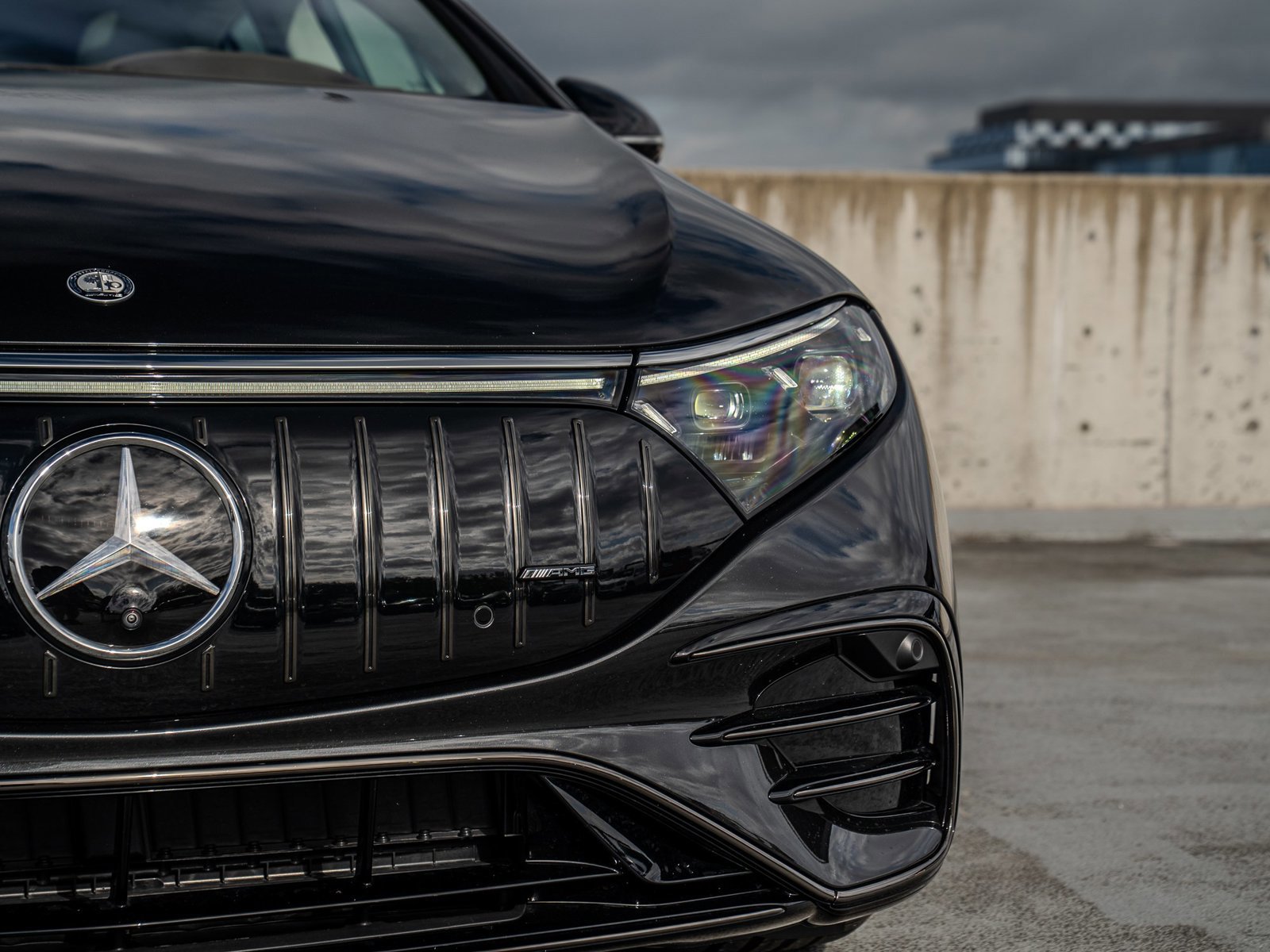 Used 2025 Mercedes-Benz EQS AMG 4MATIC image 9