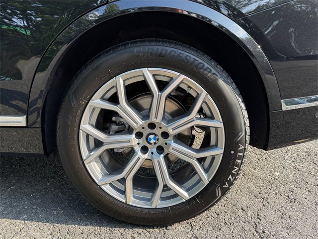 New 2026 BMW X7 xDrive40i w/ Premium Package image 18