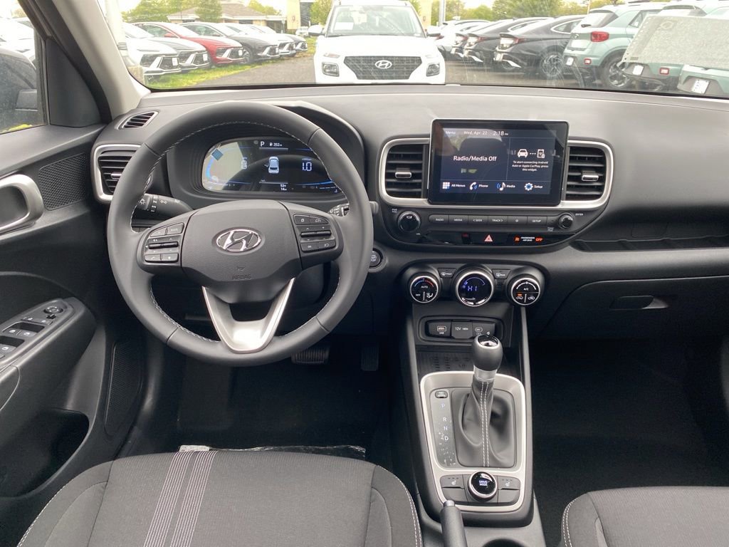 New 2026 Hyundai Venue SEL FWD image 10