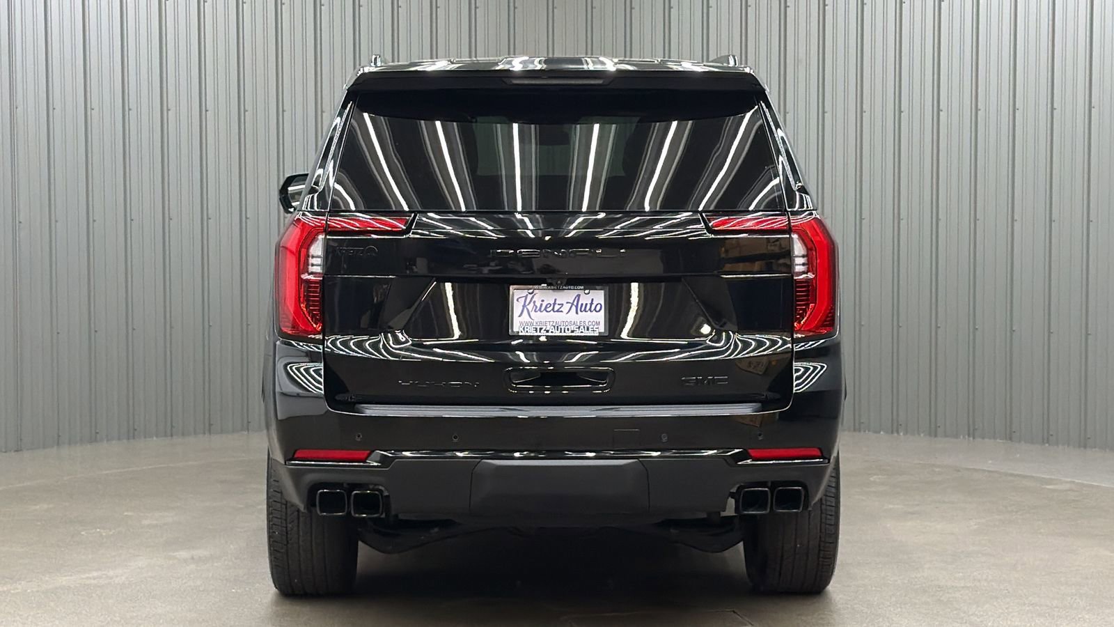 Used 2026 GMC Yukon Denali w/ Sun & Power Step Package AWD/4WD image 4