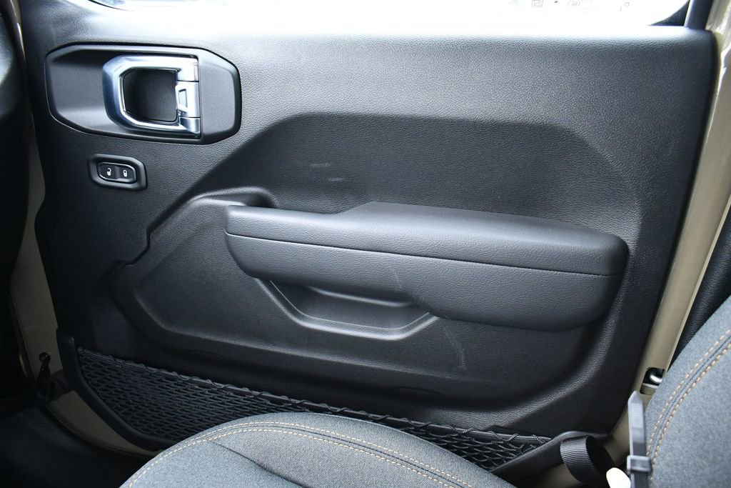 New 2026 Jeep Gladiator Sport image 20