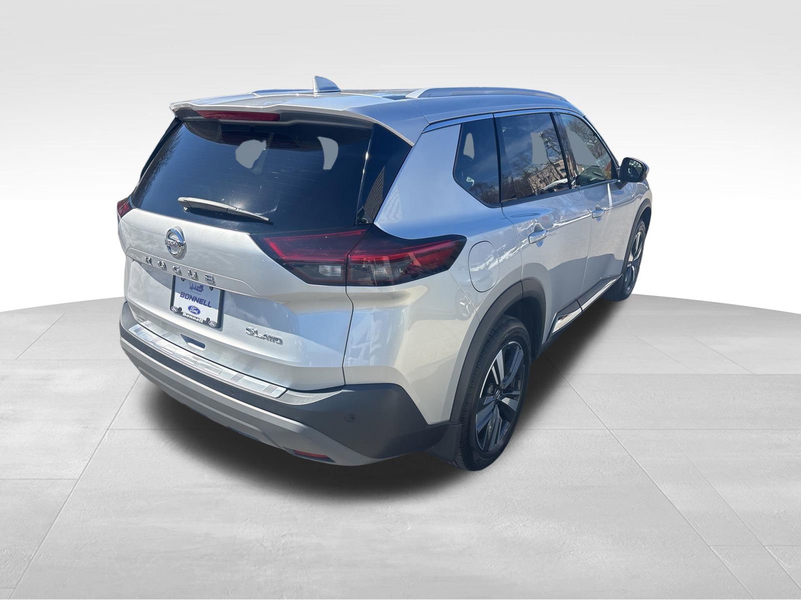 Used 2021 Nissan Rogue SL image 5