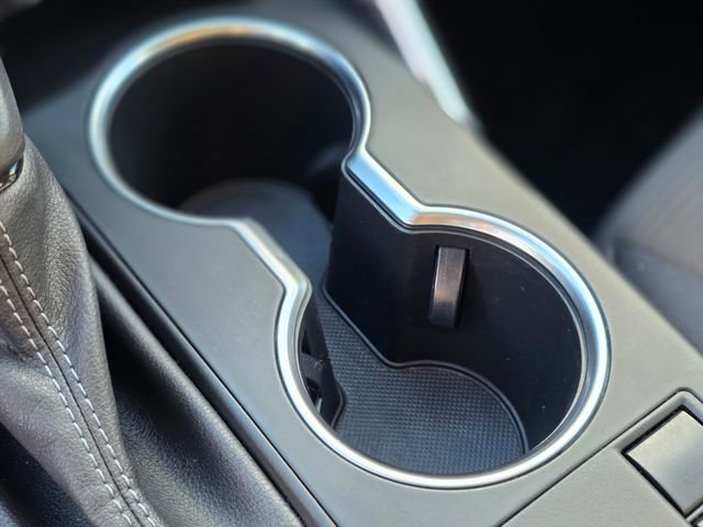 Used 2023 Toyota Highlander L image 37