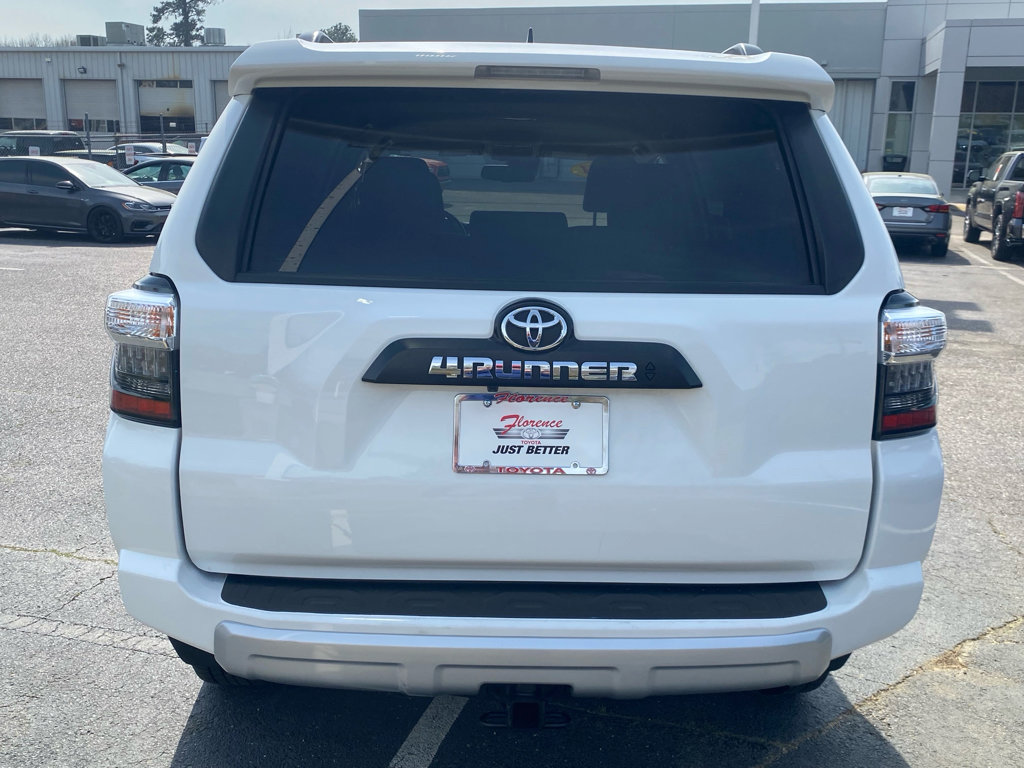 Used 2024 Toyota 4Runner TRD Off-Road Premium image 10