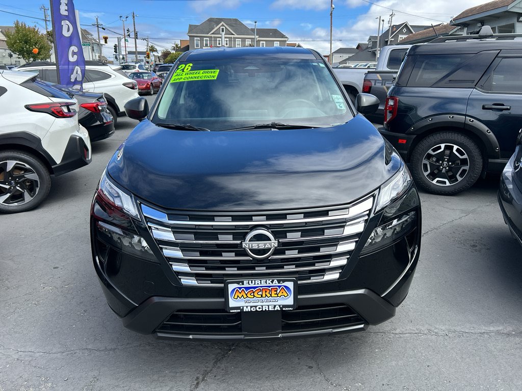 Used 2026 Nissan Rogue S AWD/4WD image 2