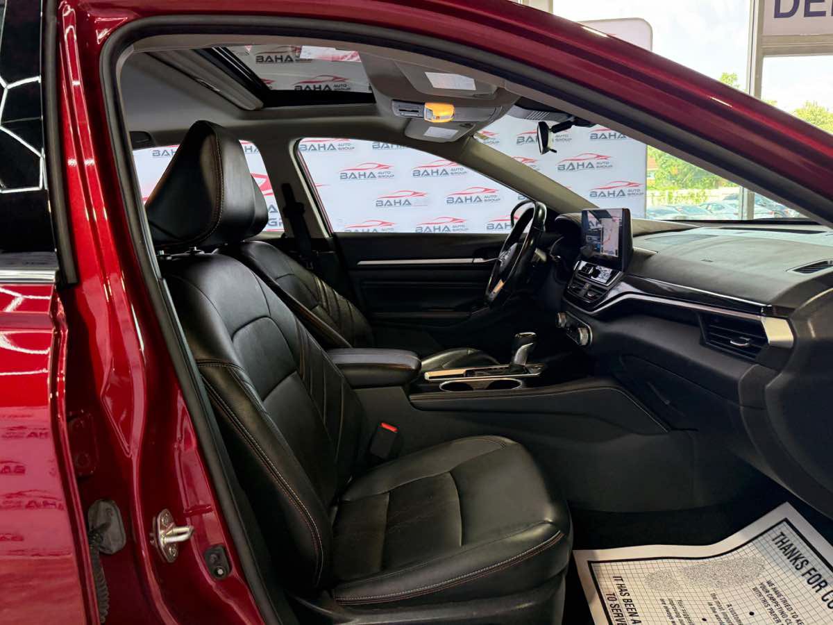 Used 2023 Nissan Altima 2.5 SR w/ SR Premium Package FWD image 47
