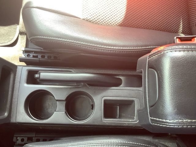 Used 2014 Jeep Compass Latitude FWD image 31