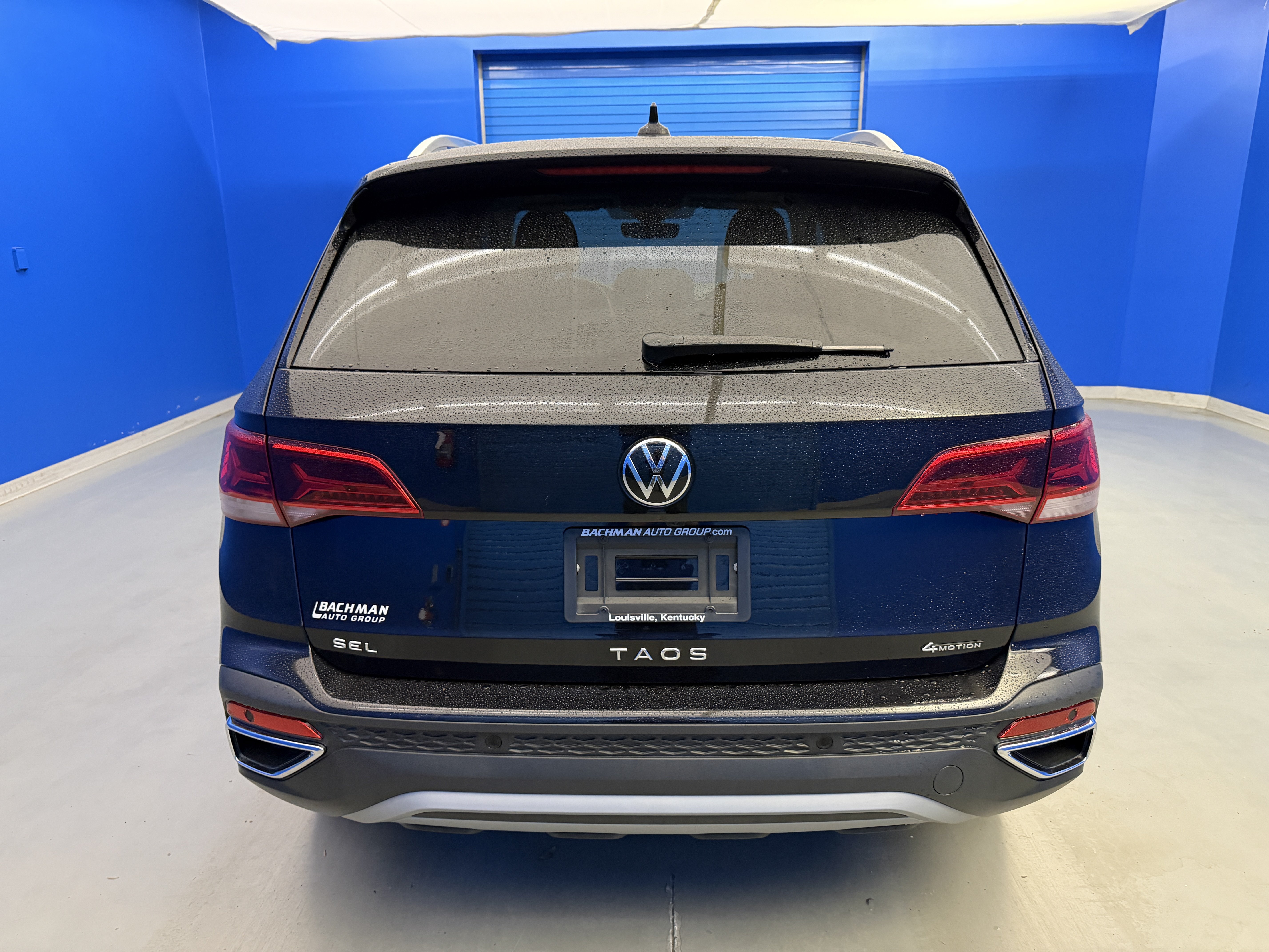 Used 2024 Volkswagen Taos SEL AWD/4WD image 6