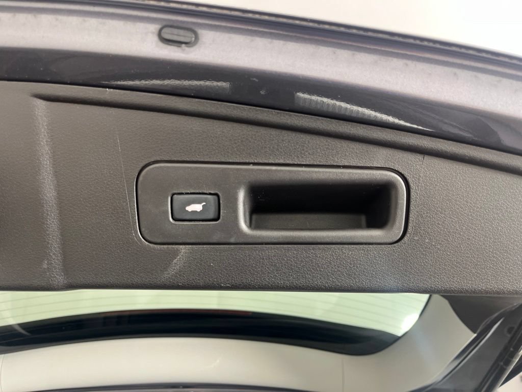 Used 2018 Acura MDX SH-AWD w/ Advance Package image 21