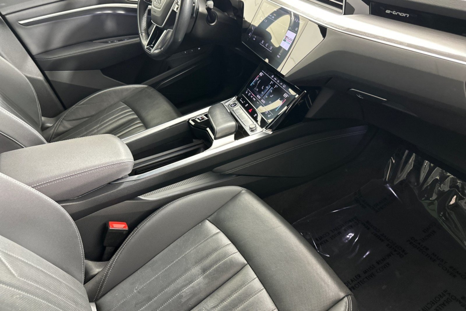 Used 2024 Audi Q8 e-tron Premium Plus AWD/4WD image 15