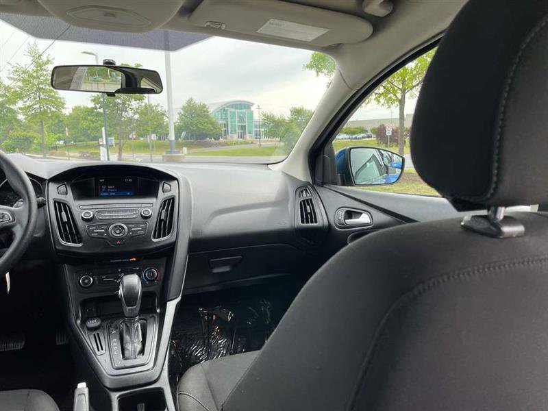 Used 2018 Ford Focus SE FWD image 55