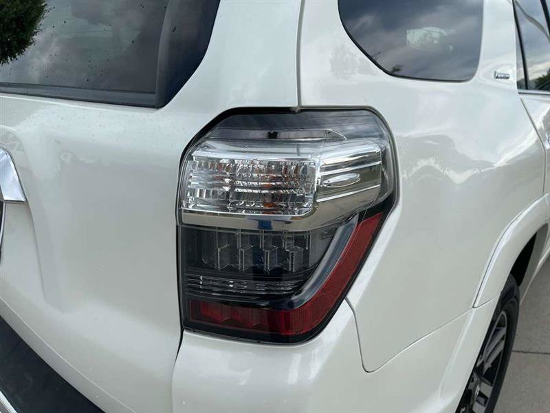 Used 2018 Toyota 4Runner Limited AWD/4WD image 97