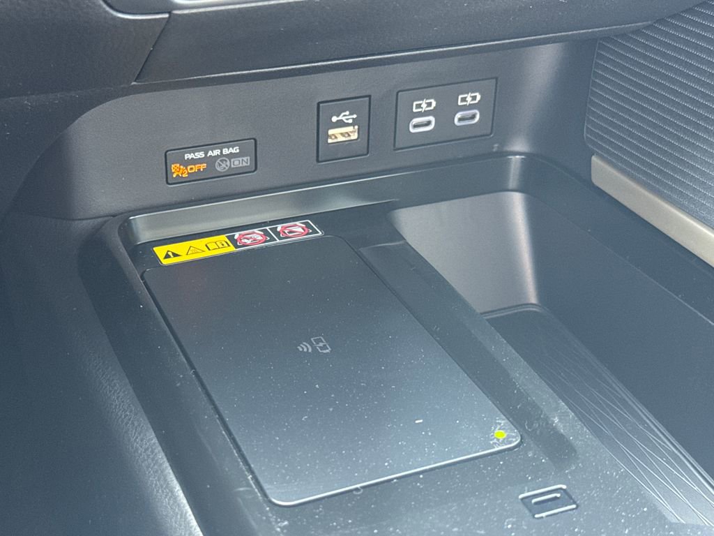 New 2026 Toyota Camry SE AWD/4WD image 27