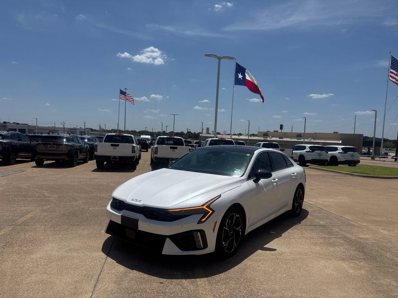 Used 2025 Kia K5 GT-Line w/ GT-Line Premium Package FWD image 8