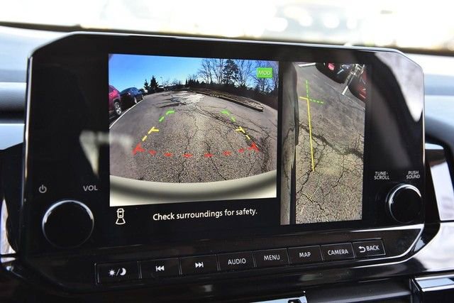 Certified 2025 Nissan Pathfinder SL w/ SL Premium Package image 14