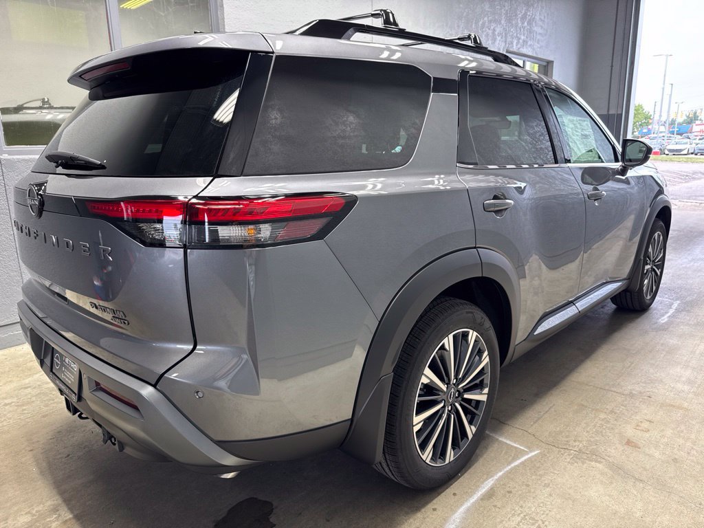 New 2026 Nissan Pathfinder Platinum AWD/4WD image 7