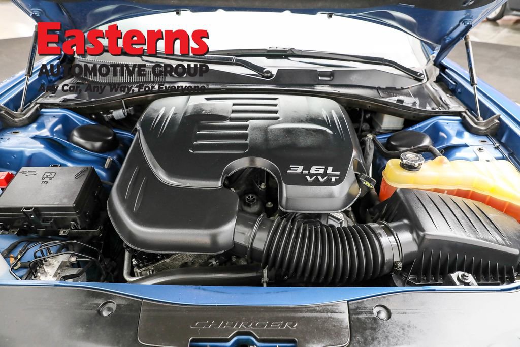 Used 2021 Dodge Charger SXT w/ Leather Interior Group image 7