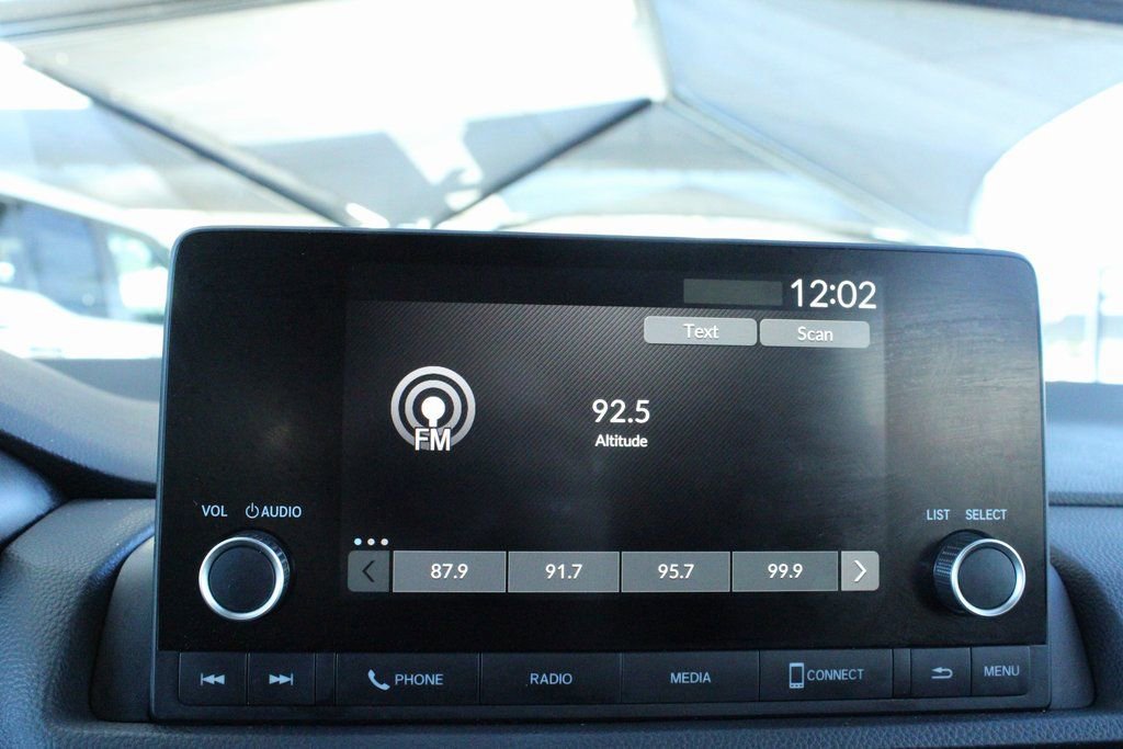 Used 2025 Honda CR-V LX image 32