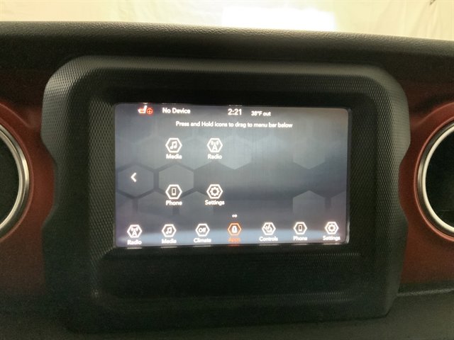 Used 2018 Jeep Wrangler Rubicon w/ Steel Bumper Group image 26