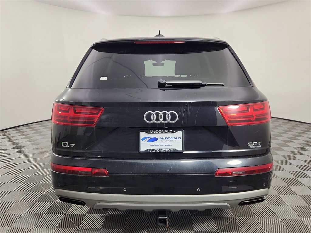 Used 2017 Audi Q7 3.0T Premium Plus image 4