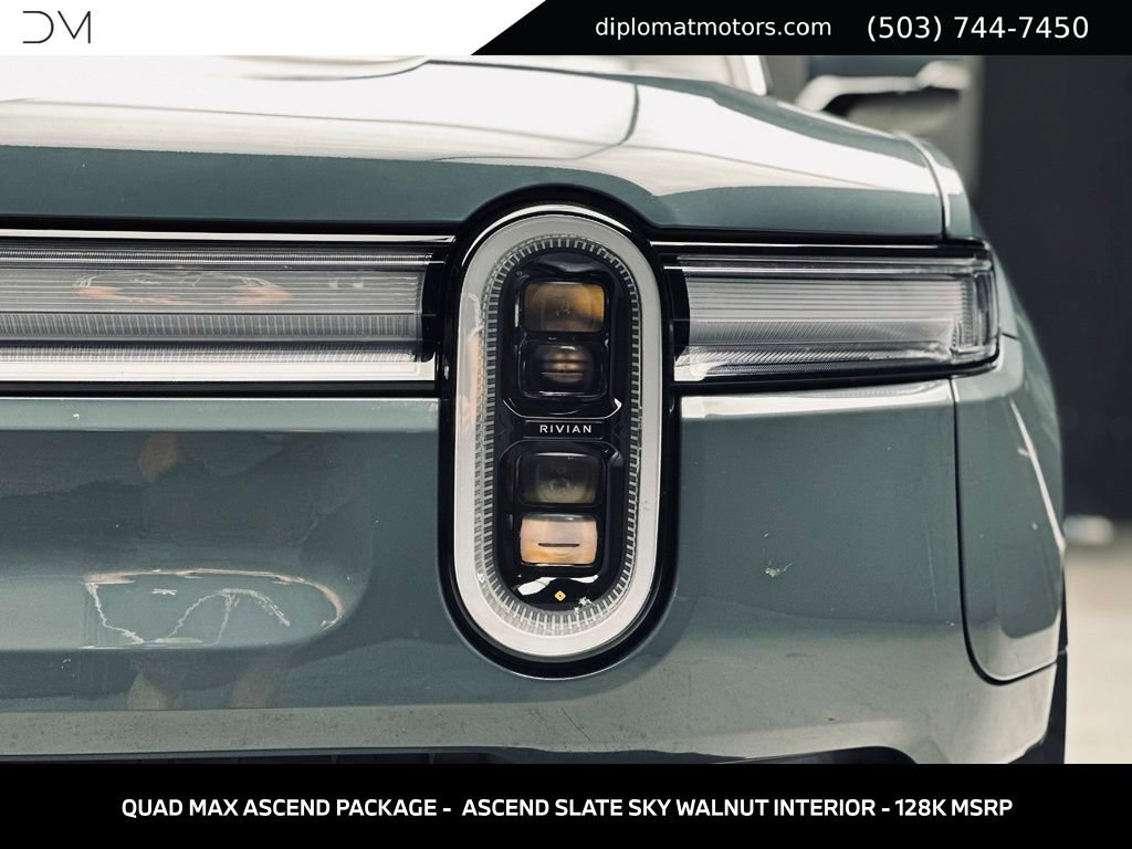 Used 2026 Rivian R1S Premium AWD/4WD image 12
