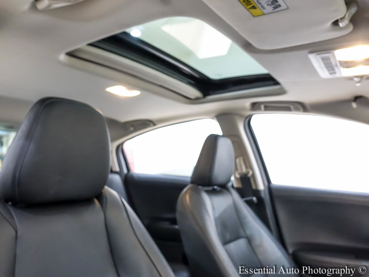 Used 2022 Honda HR-V EX-L image 31