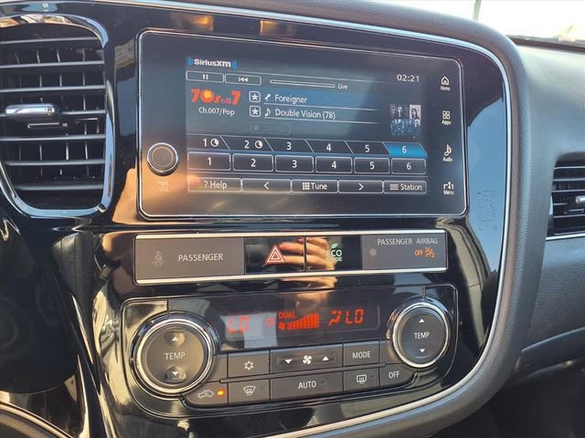 Used 2019 Mitsubishi Outlander LE image 16