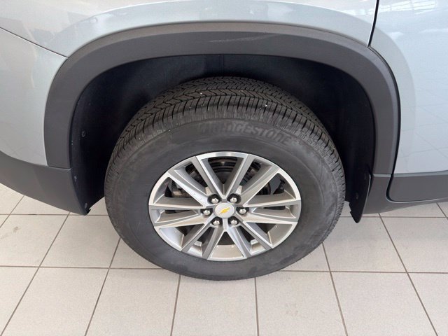 Used 2023 Chevrolet Traverse LT AWD/4WD image 44